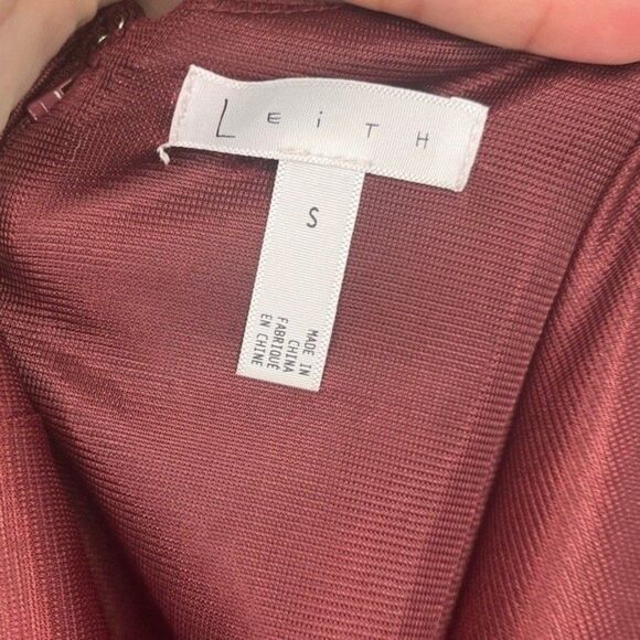 Leith Maroon Red Floral Embroidered Sleeveless Jumpsuit Size Small - Picture 4 of 6